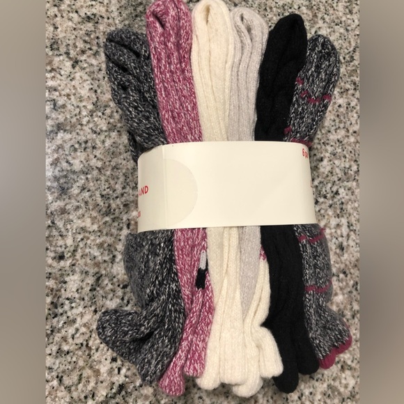 Lucky Brand Women's 6-Pair Shoe Size: 5-10 Super Soft Yarn Cozy Boot Socks- NWT - Picture 11 of 15